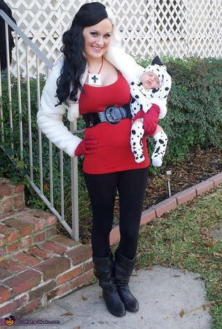 Illustration for article titled The Most Excellent Ways To Cosplay With Your Baby
